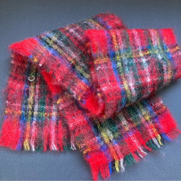 Vintage Edinburgh Old Town Weaving Co Mohair & Wool Red Plaid Royal Tartan Scarf - Picture 1 of 13